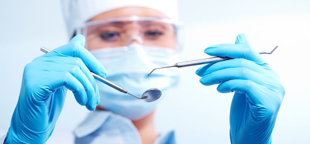 cirugia dental en Lanzarote en la clínica dental Vega Ginory en Lanzarote