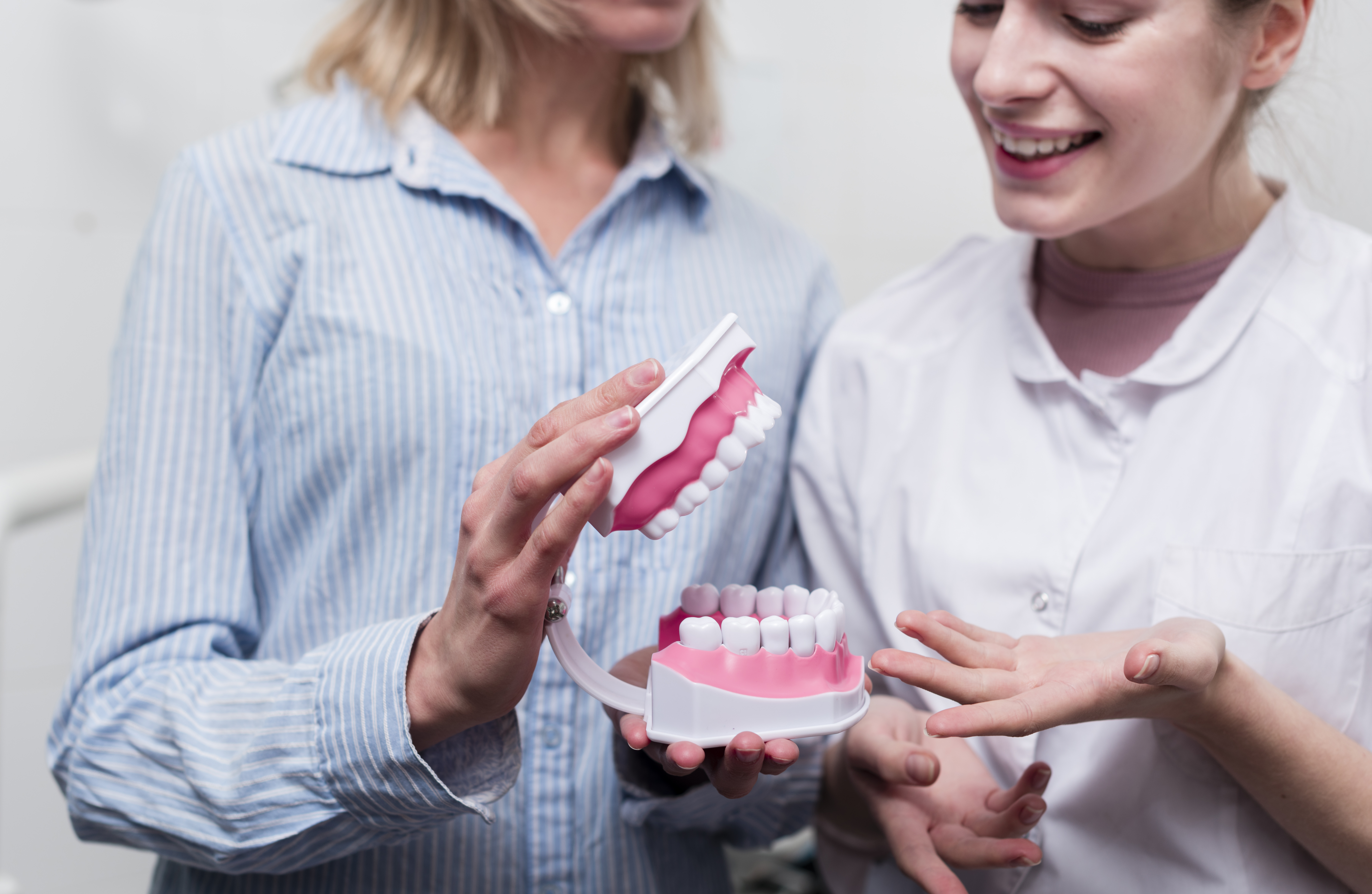 Implantes dentales en toda la boca en Lanzarote por la clínica dental Vega ginory